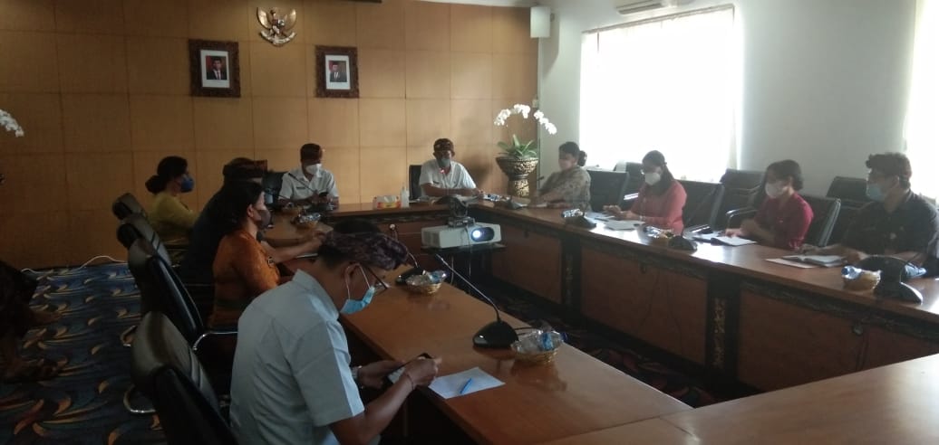 Rapat Hasil Verifikasi Penilaian Administrasi Kader Sang Sewakadarma Tahap IV Tahun 2021 di Lingkungan Pemerintah Kota Denpasar